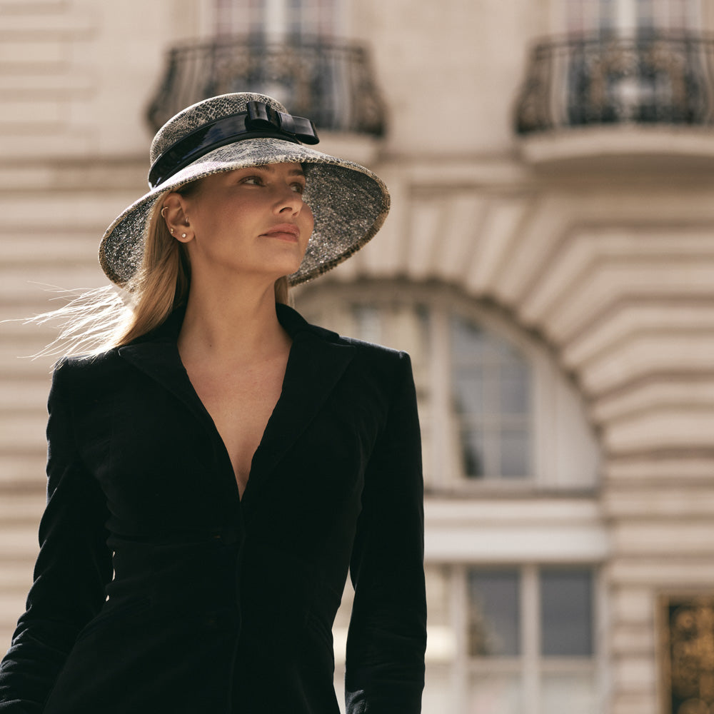Fine straw snakeskin downbrim with patent band