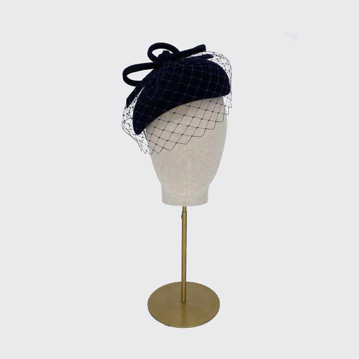 Felt beret pillbox with face veil and looped bow