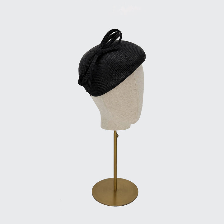 Blocked beret with skinny bow