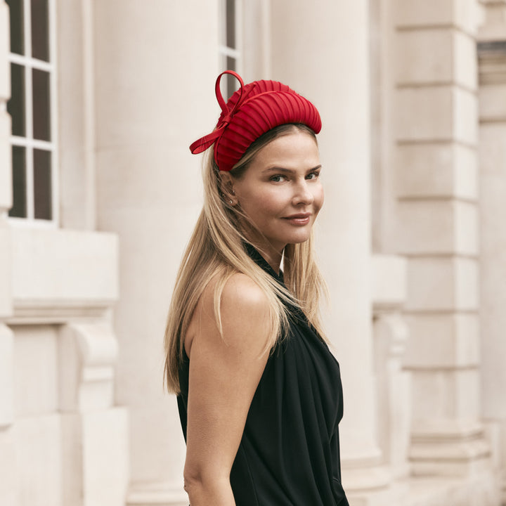 Pleated organza Serena crescent with bow