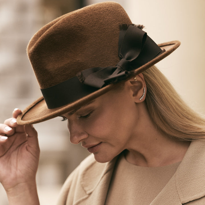 Velour felt Homburg with grosgrain bow