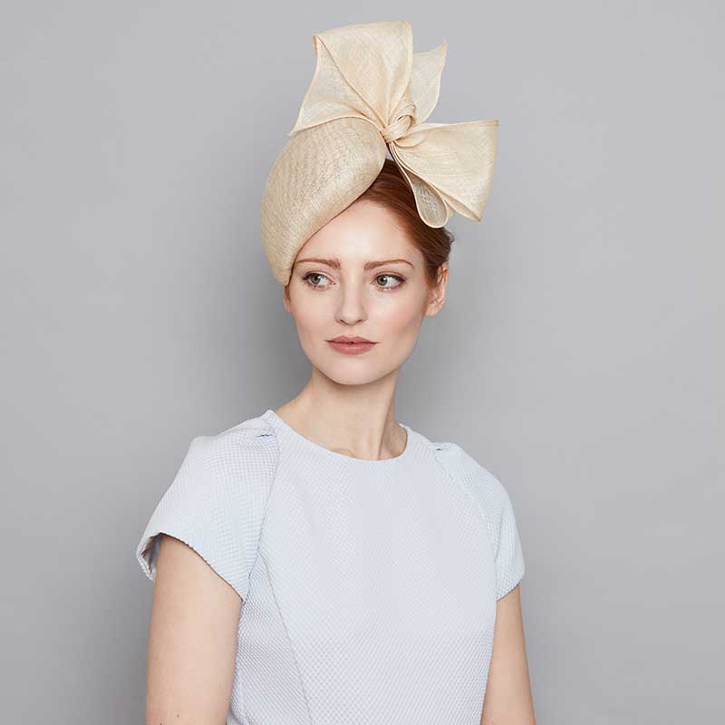 Natural fine straw teardrop pillbox with bow