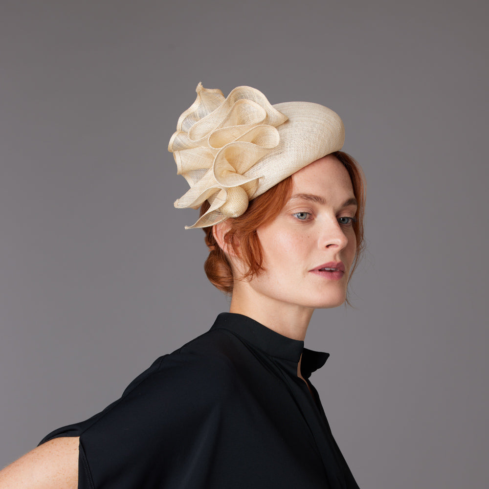 Natural teardrop pillbox with straw choux and hat pins